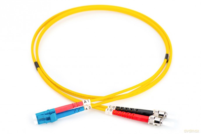 DIGITUS LWL Patchkabel LC -> ST 3.00m Si