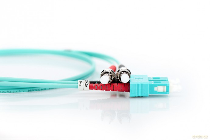 DIGITUS LWL Patchkabel ST -> SC 2.00m M