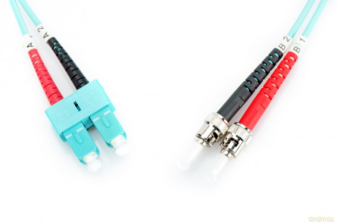 DIGITUS LWL Patchkabel ST -> SC 2.00m M