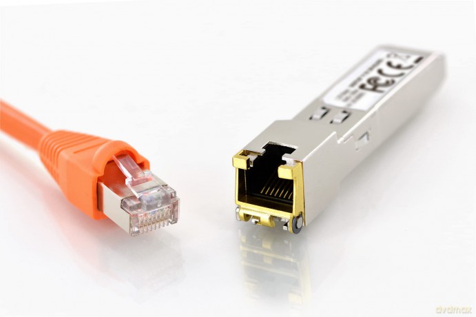 DIGITUS Modul SFP Kupfer RJ45 1.25Gpbs 1