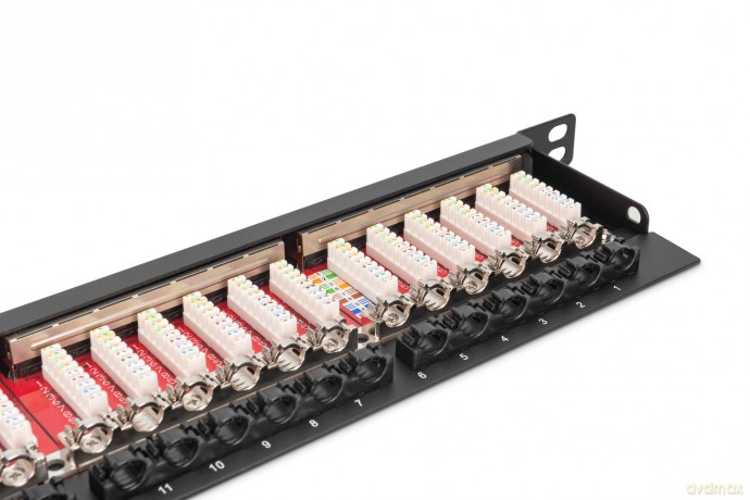 DIGITUS Patchpanel 0,5HE 24-Port Cat6a