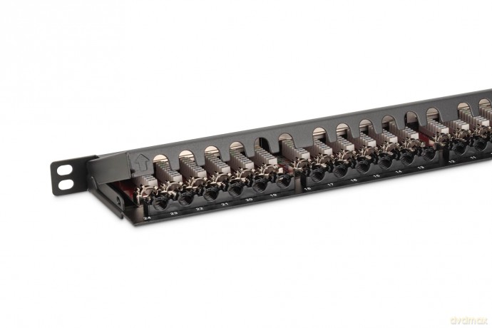 DIGITUS Patchpanel 0,5HE 24-Port Cat6a