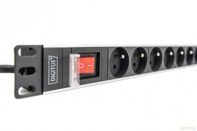 DIGITUS PDU 1U 8xCEE75 Ausgnge 230V16A