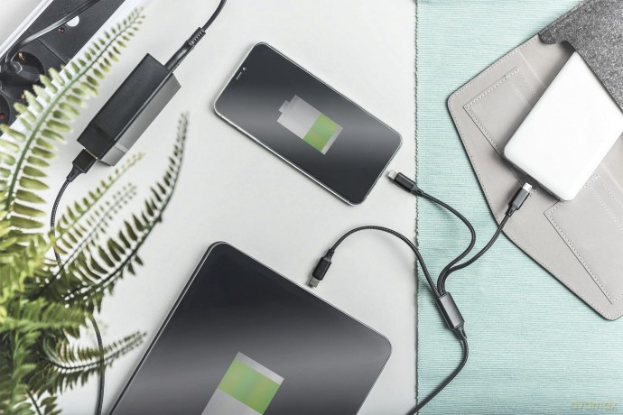Digitus USB 3.0 > Lightning/Micro-USB/US