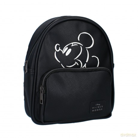 DISNEY - Sweet About Me - Drawing Mickey