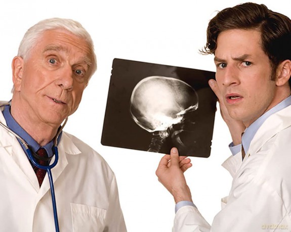 Doctorology - Mit Leslie Nielsen Auf Visite [2DVD]