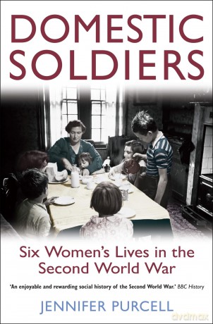 Domestic Soldiers [KSIĄŻKA]