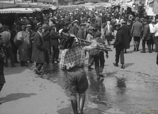 Dziga Vertov: Man With The Movie Camera And Other [Blu-Ray]