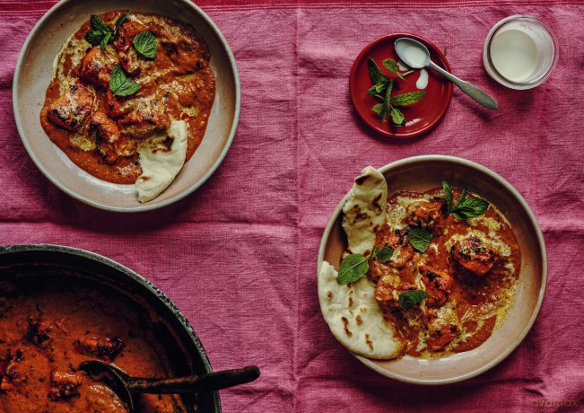 Easy Indian Food Anyone Can Make [KSIĄŻKA]