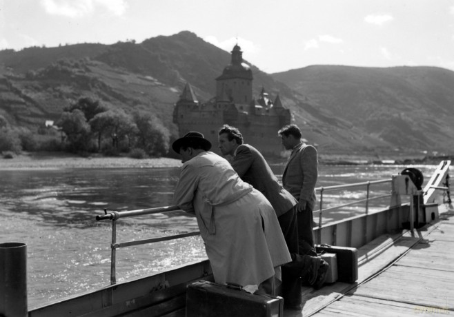 Einmal Am Rhein (Filmjuwelen) [DVD]