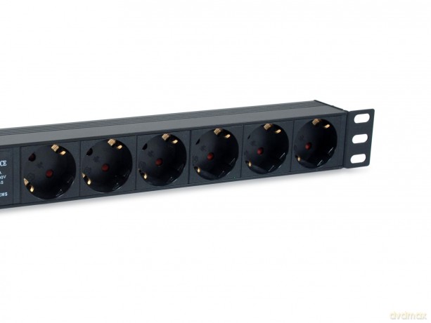Equip Steckdosenleiste 19"1HE6fach mit S