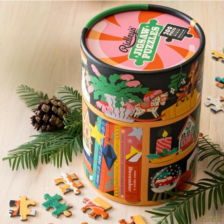Festive Curiosities 200Piece Jigsaw Puzzle [KSIĄŻKA]
