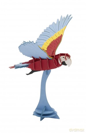 Fridolin Paper Model Macaw Flying