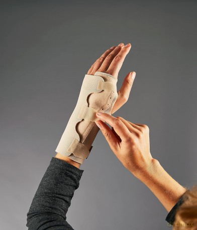 FUTUROâ˘ Handgelenkbandage Handgelenkschi