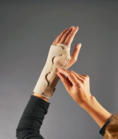 FUTUROâ˘ Handgelenkbandage Handgelenkschi