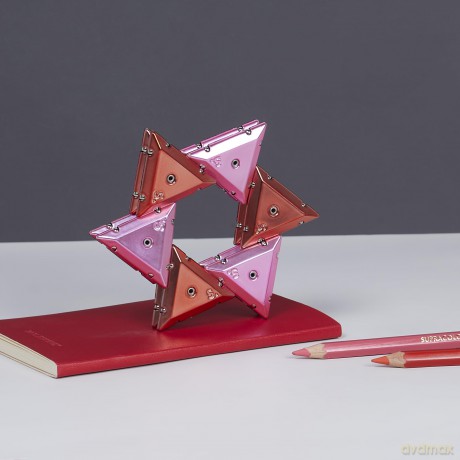Geode Chrome Pyramid - Roze