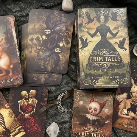 Grim Tales Tarot [KSIĄŻKA]