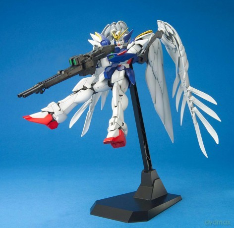 GUNDAM - MG Wing Gundam Zero Custom 1/10