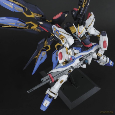 GUNDAM - Perfect Grade - Strike Freedom
