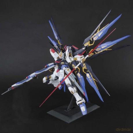 GUNDAM - Perfect Grade - Strike Freedom