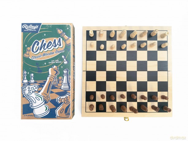 House of Novelties Chess [KSIĄŻKA]