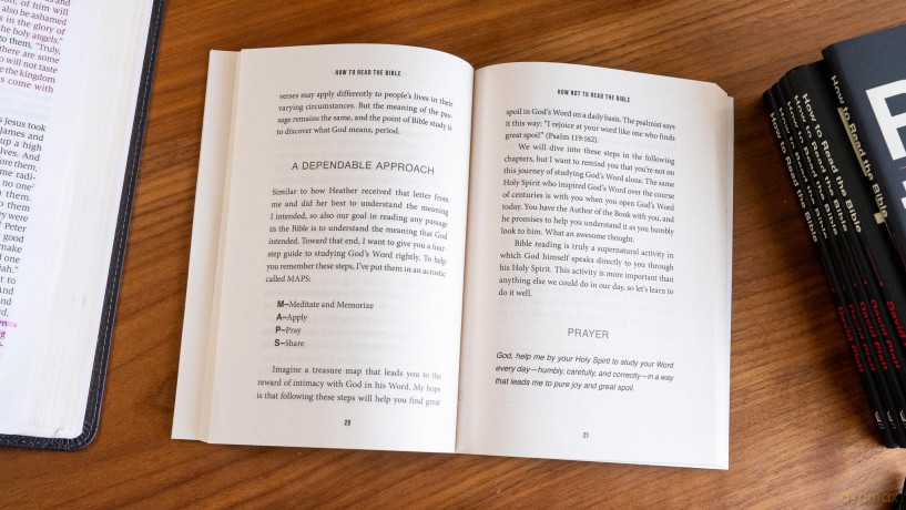 How To Read Bible [KSIĄŻKA]