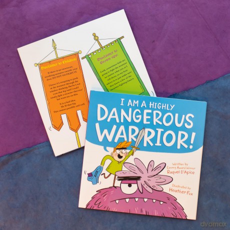 I Am a Highly Dangerous Warrior [KSIĄŻKA]