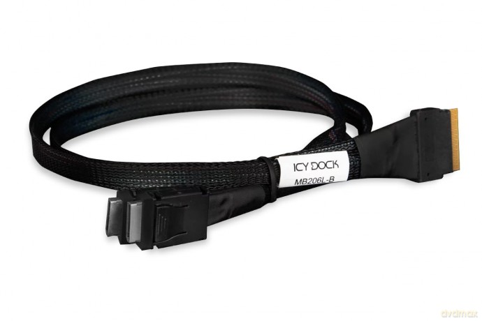 IcyDock Kabel SlimSAS 8i to 2 x OCulink