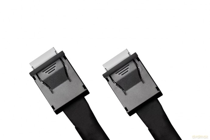 IcyDock Kabel SlimSAS 8i to 2 x OCulink