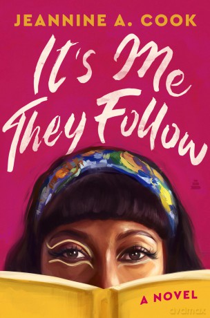 Its Me They Follow Hb [KSIĄŻKA]