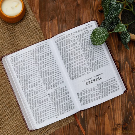 Kjv Deluxe Gift Bible Im Hb [KSIĄŻKA]