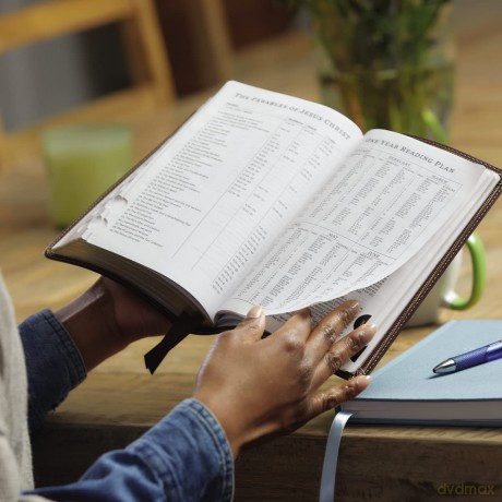 Kjv Reference Bible Pers Hb [KSIĄŻKA]