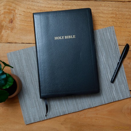 Kjv Reference Bible Supe Hb [KSIĄŻKA]