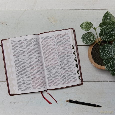 Kjv Thinline Bible Leath Hb [KSIĄŻKA]