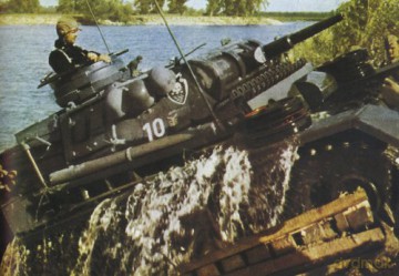 Kriegsmaschinen des 2. Weltkriegs - Panzer (Neuauflage) (4 DVDs) [DVD]