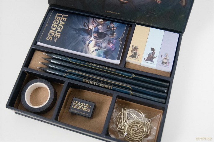 LEAGUE OF LEGENDS - Premium Stationary B