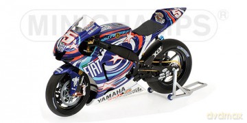 MINICHAMPS Yamaha YZRM1 #5