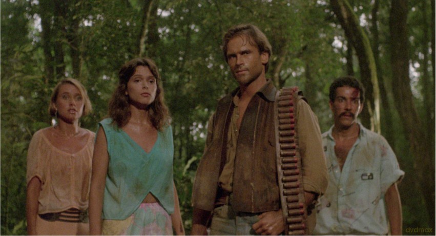 Massacre In Dinosaur Valley [DVD]
