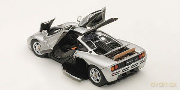 AUTOART McLaren F1 Road Car 1994