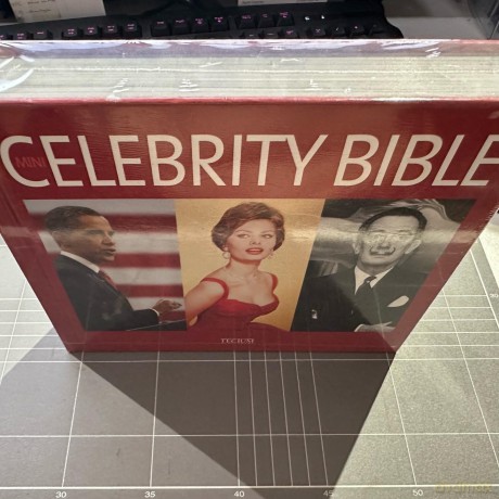 Mini Celebrity Bible [KSIĄŻKA]