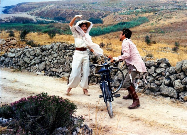 Mon Dieu Comment Je Suis Tombee Si Bas [Blu-Ray]