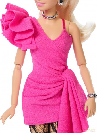 Mattel Barbie: Deluxe Style - Barbie with Fuchsia Evening Dress (JJN73)