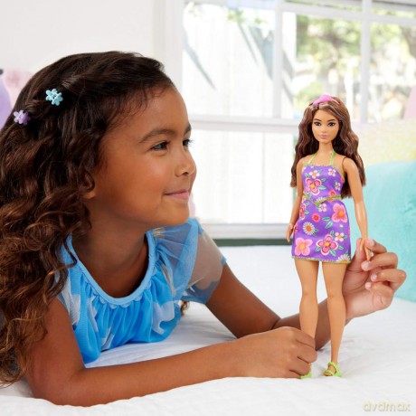 Mattel Barbie: Fashionistas (12 Designs) - Barbie Doll (JJN57)