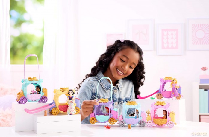 Mattel Disney Princess: Carriage Reveal - Mini Dolls (Random) (JLH89)