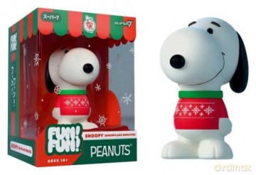 Vintage Peanuts Fun! Fun! Mini Figure Wave 03 Holiday Snoopy (Snowflake Sweater)