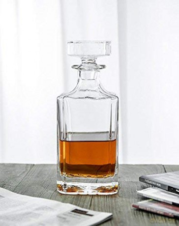 Karafka 0,7l Kwadratowa (Kolor Box) (09-117/1)