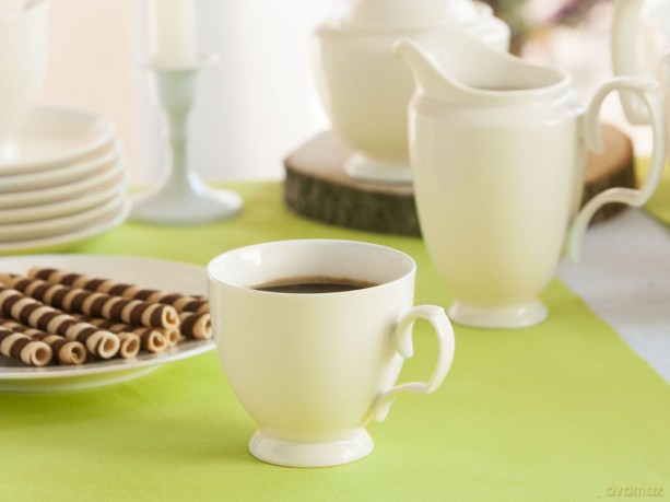 Porcelana Kremowa Karolina Niedek. Filiżanka 220ml (Gat. III) Niekod