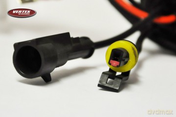 Żarówka ksenonowa żarnik hid xenon h4-3 6000k bixenon amio-01422