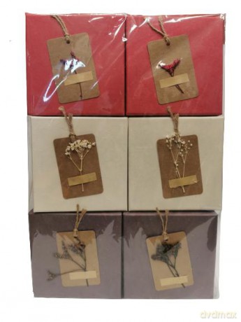 Pudełko ozdobne fioletowe czerwone kremowe z suszonymi kwiatami 12x12x12cm 6szt