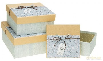 Zestaw pudełek w kwiatki (S:14x14x7cm, M:17x17x9cm, L:21x21x10cm) 3 szt.